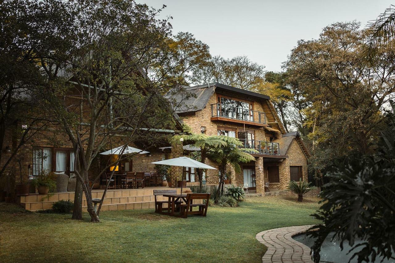 50 On Shepherd Boutique Guest House Sandton Exterior photo